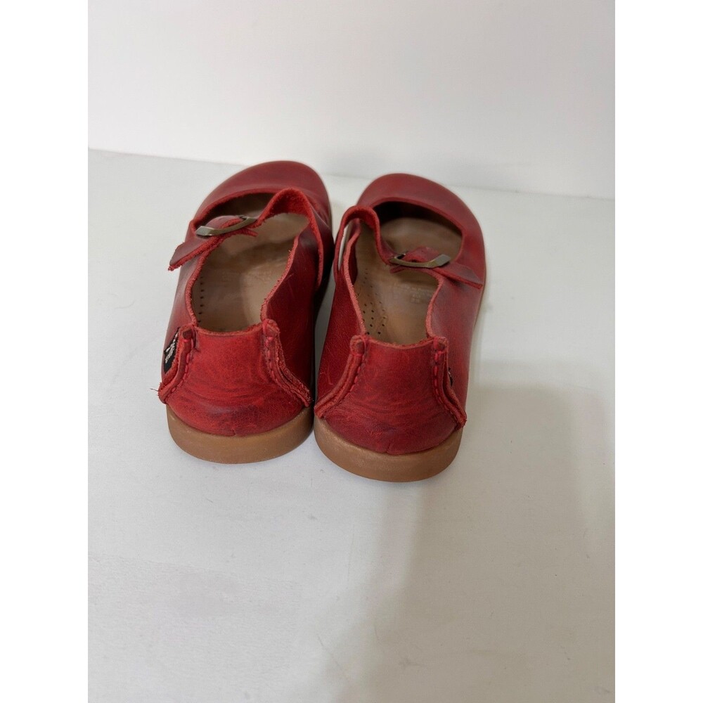 Yogi Womens size 7 Shoes Sharpe Leather Scarlet Red Mary Janes - Picture 13 of 13